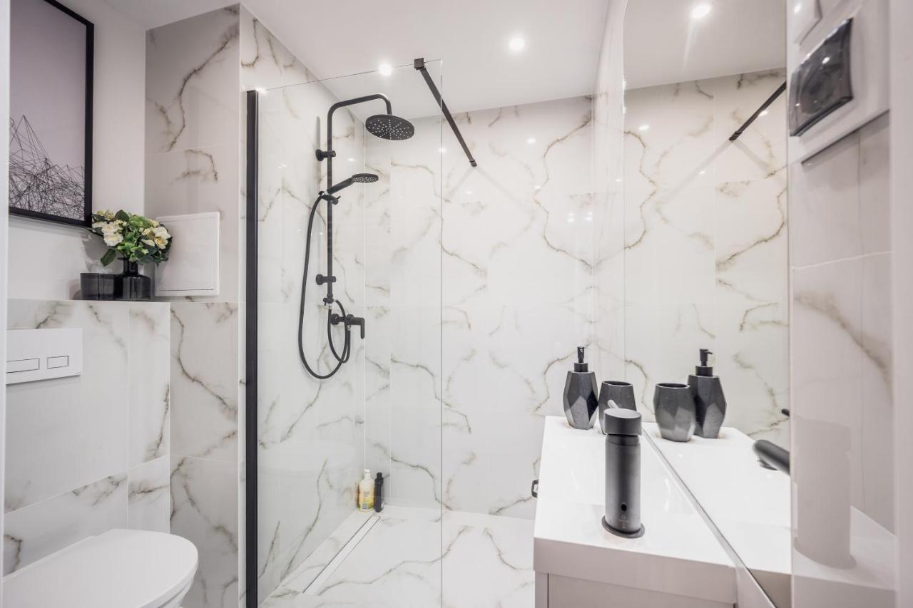 Apartmán Przytulny Apartament 150 Metrow Od Rynku Vratislav Exteriér fotografie